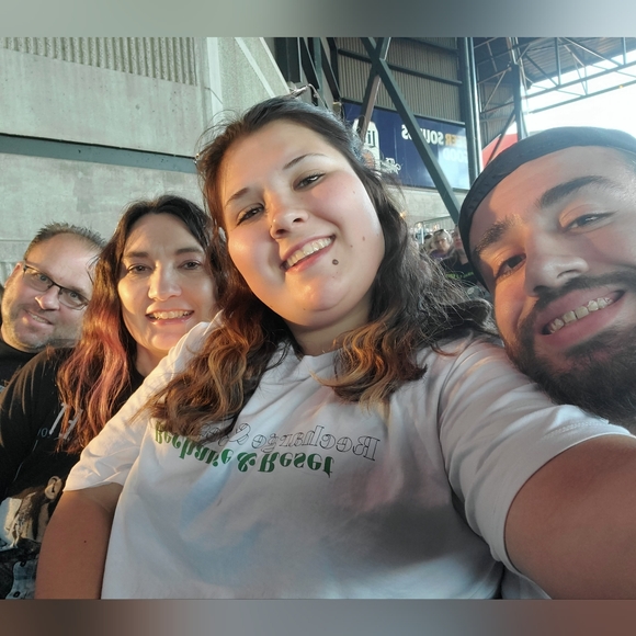 Meet your Posher, Ann - Picture 11 of 16